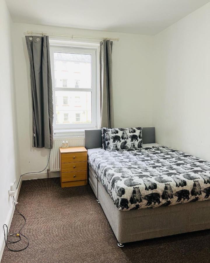 Simple 2Bed Flat In Edinburgh. Apartment Luaran gambar