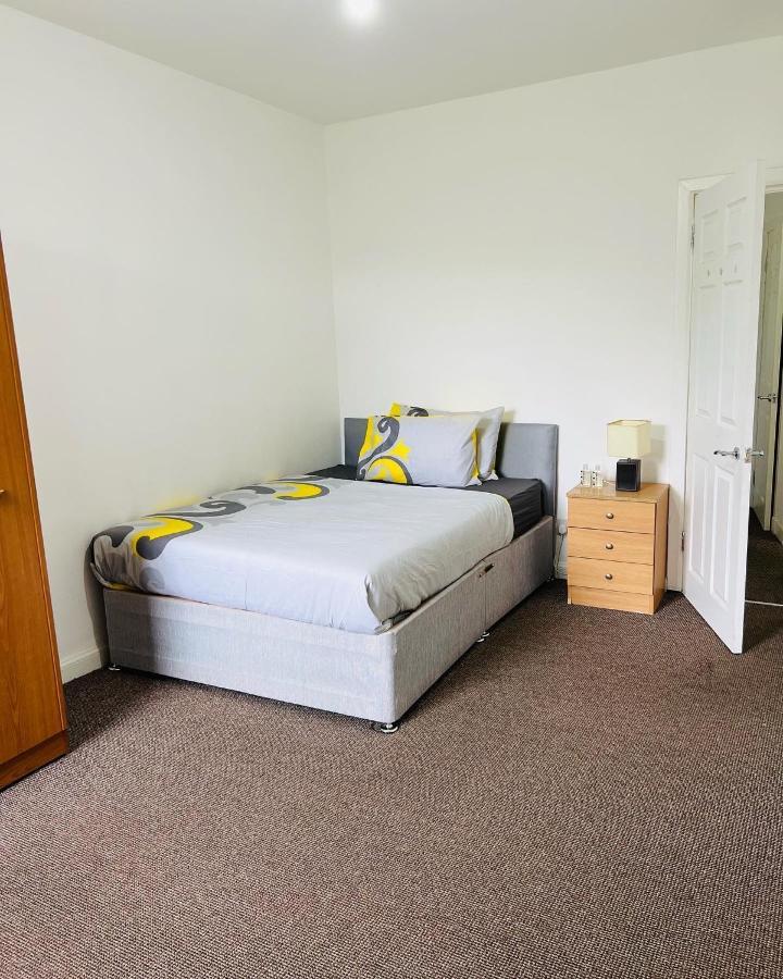 Simple 2Bed Flat In Edinburgh. Apartment Luaran gambar