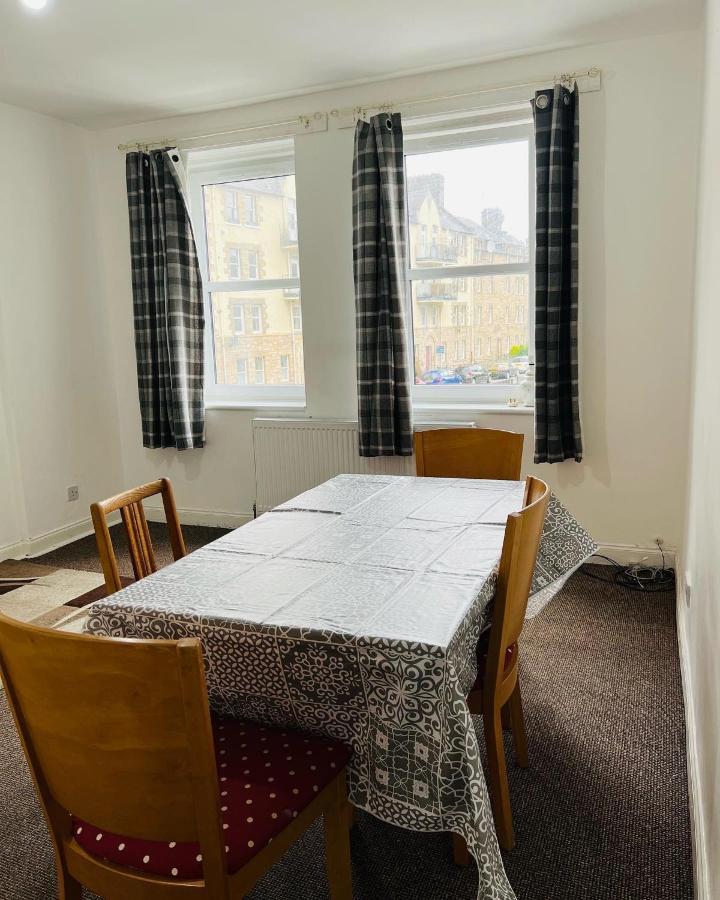 Simple 2Bed Flat In Edinburgh. Apartment Luaran gambar